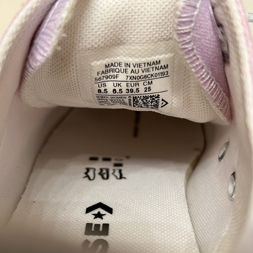 Converse All Star - Size 8.5 - image 3